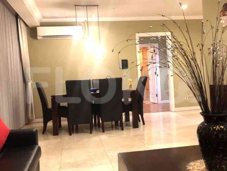 173 sqm, 8th floor, 4 BR apartment for sale in Tanah Abang 4