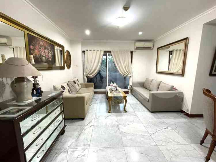 Dijual Apartemen 2 BR, Lantai 2, Luas 95 m2 di Karet Tengsin 3