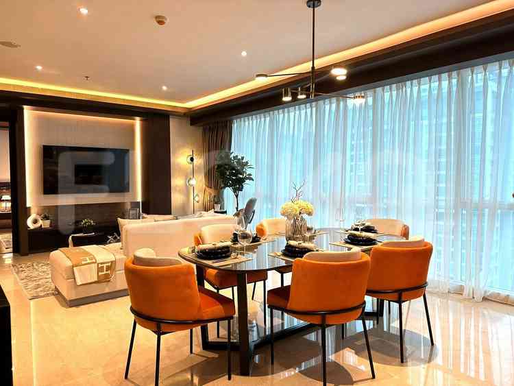 Dijual Apartemen 3 BR, Lantai 11, Luas 155 m2 di Kuningan 2