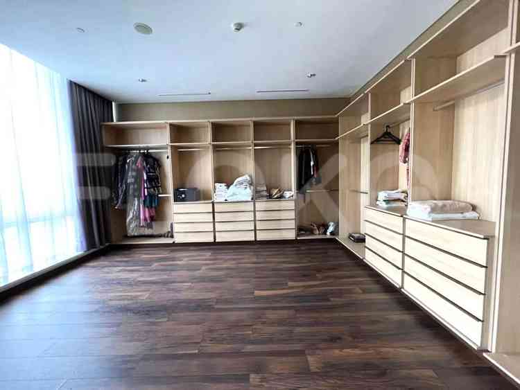 Dijual Apartemen 3 BR, Lantai 5, Luas 530 m2 di Kebayoran Lama 4