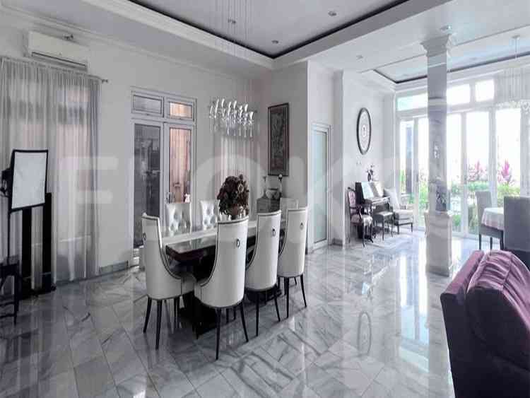 600 sqm, 6 BR house for sale in Kemang 7