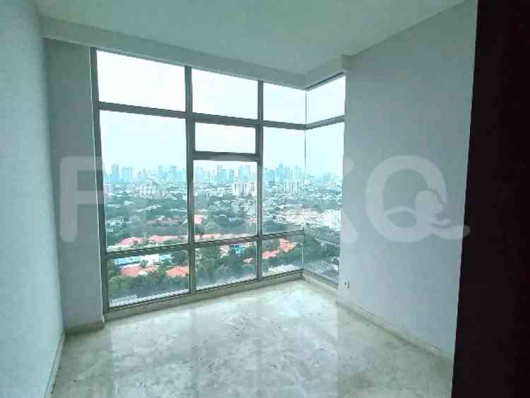 180 sqm, 27th floor, 4 BR apartment for sale in Cipete 5