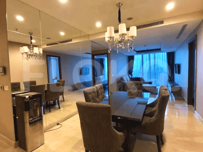 Dijual Apartemen 2 BR, Lantai 18, Luas 129 m2 di Gandaria 2