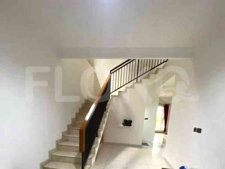 260 sqm, 5 BR house for sale in Jl. H. Danyong, Cilandak 13