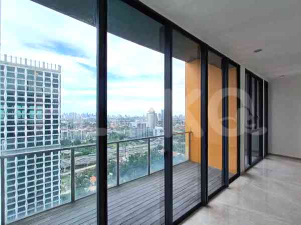 199 sqm, 30th floor, 3 BR apartment for sale in TB Simatupang 1