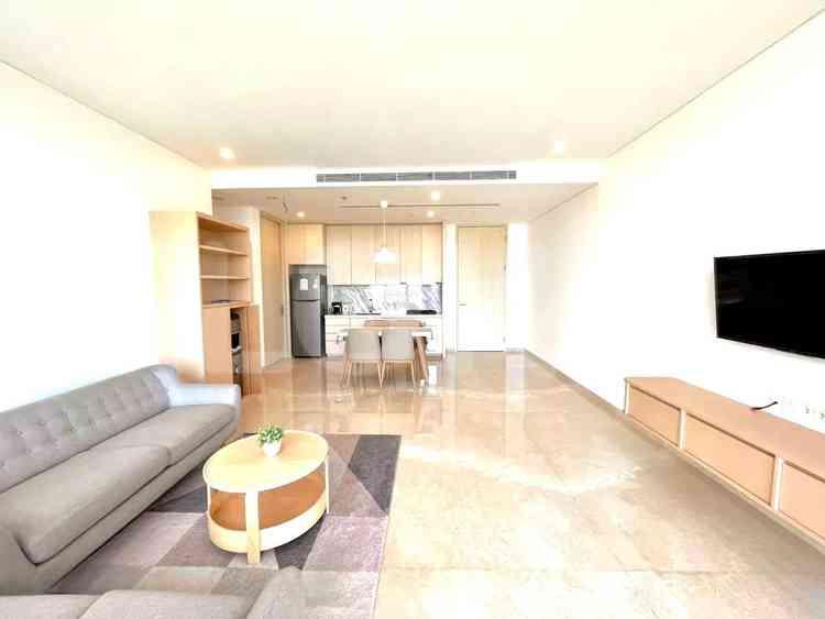 176 sqm, 30th floor, 3 BR apartment for sale in TB Simatupang 5