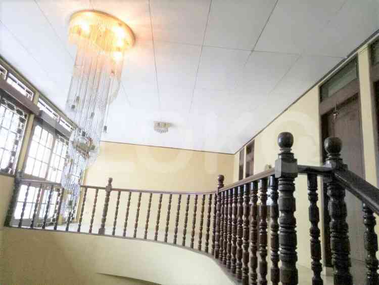 285 sqm, 3 BR house for sale in Jl. Madrasah No.3, RT.2/RW.3, Gandaria Sel, Pondok Indah 3