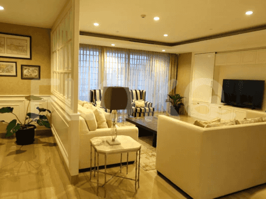 402 sqm, 15th floor, 4 BR apartment for sale in Kebayoran Lama 1