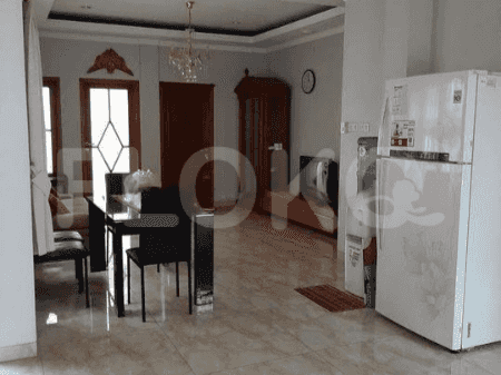 Disewakan Rumah 4 BR, Luas 250 m2 di Kalibata 2