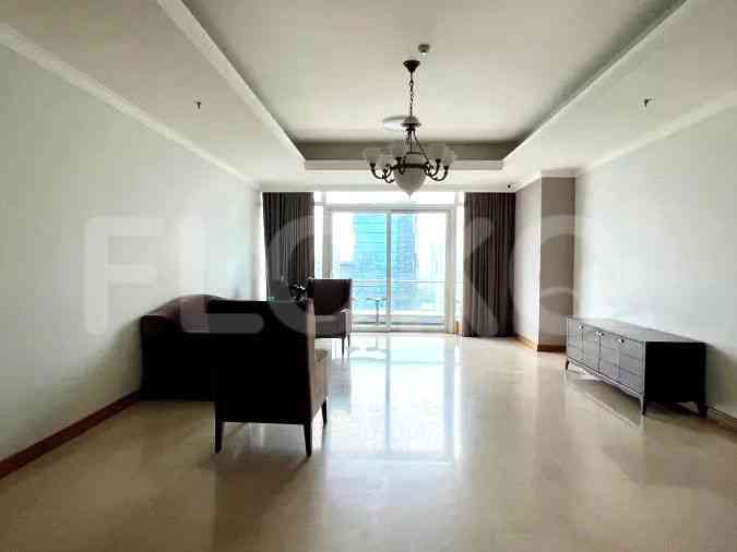 225 sqm, 20th floor, 3 BR apartment for sale in Menteng 4