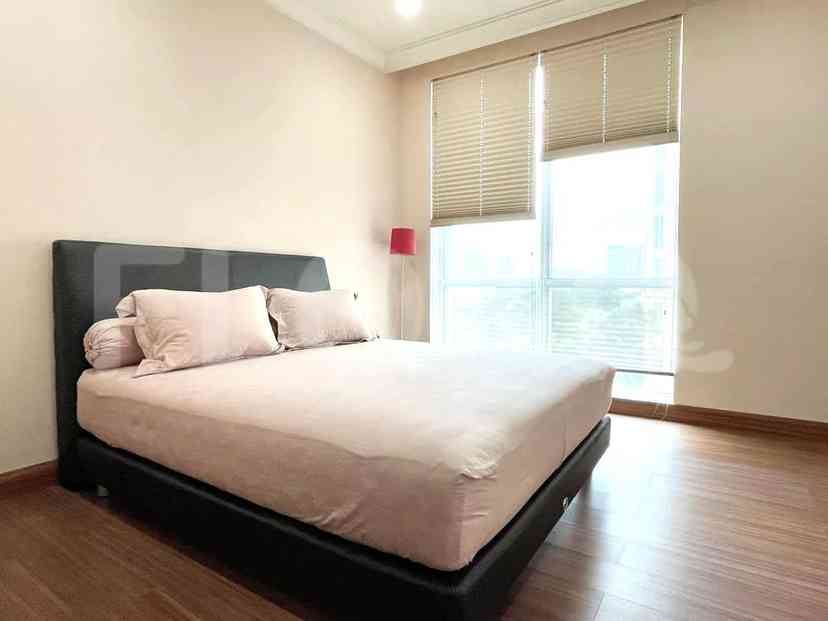 196 sqm, 5th floor, 3 BR apartment for sale in Gandaria 2