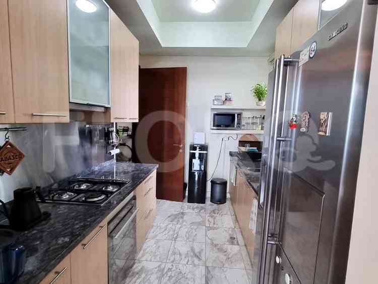 159 sqm, 5th floor, 3 BR apartment for sale in Sudirman 6