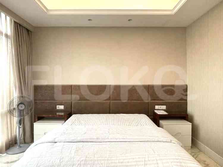 Dijual Apartemen 3 BR, Lantai 17, Luas 288 m2 di Simprug 11