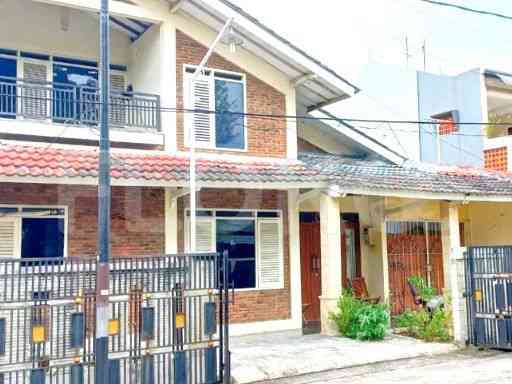 180 sqm, 3 BR house for sale in Perumahan Jatibening Dua, Pondok Gede 1