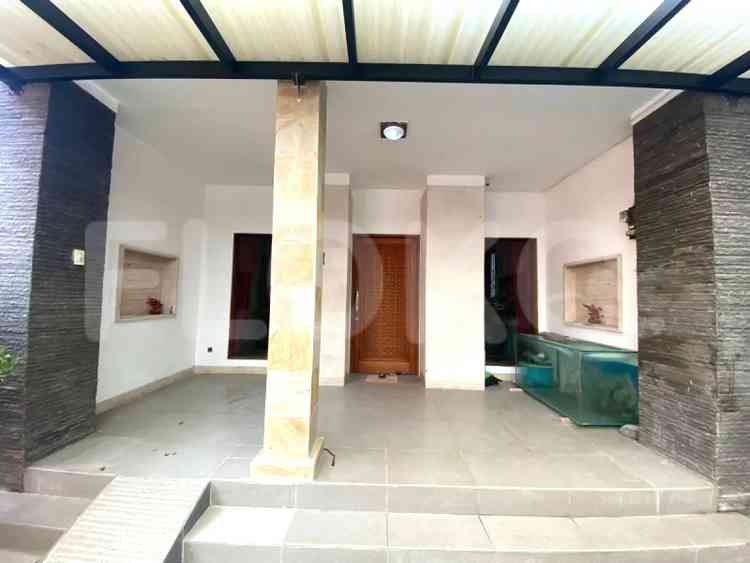 260 sqm, 5 BR house for sale in Jl. H. Danyong, Cilandak 1