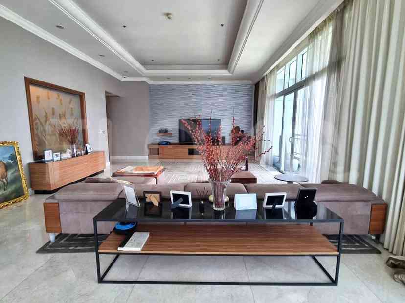 500 sqm, 10th floor, 4 BR apartment for sale in Kebayoran Baru 1