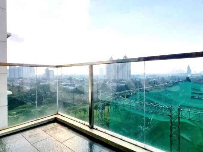 235 sqm, 10th floor, 3 BR apartment for sale in Tanah Abang 5