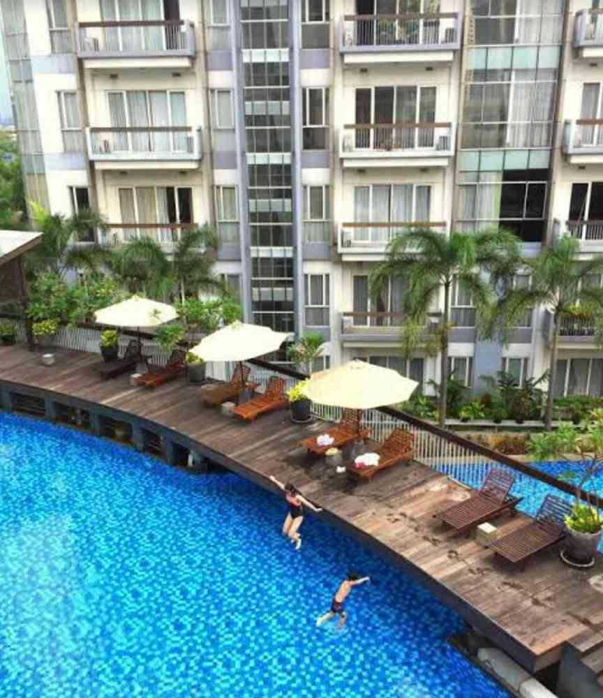 Swimming Pool Pearl Garden Apartment