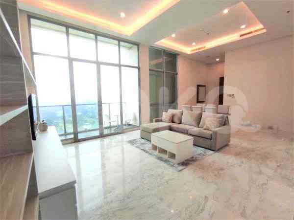 207 sqm, 18th floor, 3 BR apartment for sale in Tanah Abang 1