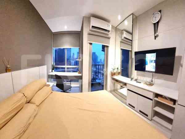 Dijual Apartemen 1 BR, Lantai 7, Luas 24 m2 di SCBD 1