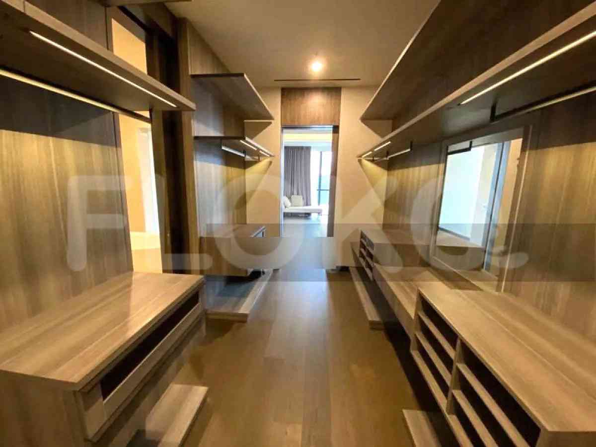 Dijual Apartemen 3 BR, Lantai 12, Luas 260 m2 di Kebon Sirih 3