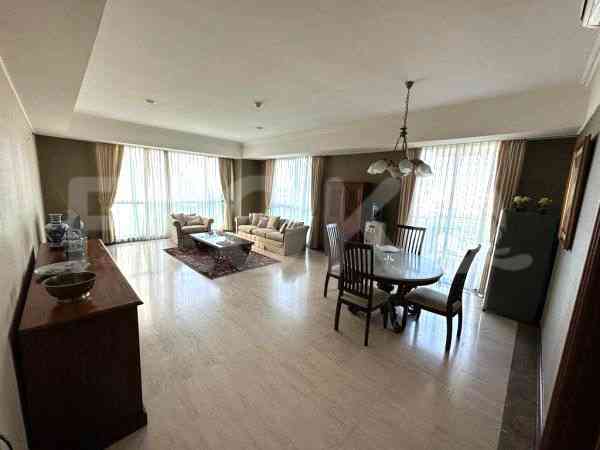 170 sqm, 10th floor, 3 BR apartment for sale in Tebet 4