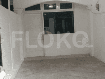 150 sqm, 3 BR house for rent in Kemang 3