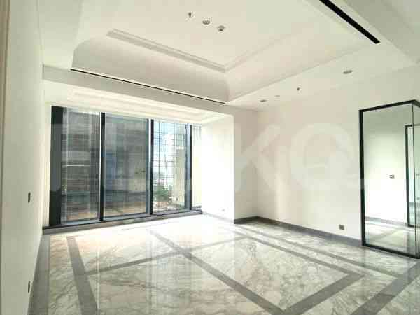 351 sqm, 20th floor, 4 BR apartment for sale in Kebayoran Baru 5