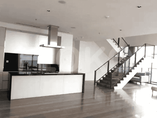 523 sqm, 38th floor, 4 BR apartment for sale in Kuningan 7