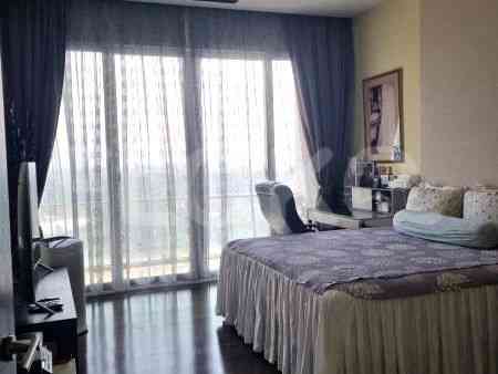 Dijual Apartemen 3 BR, Lantai 12, Luas 225 m2 di Mampang Prapatan 3