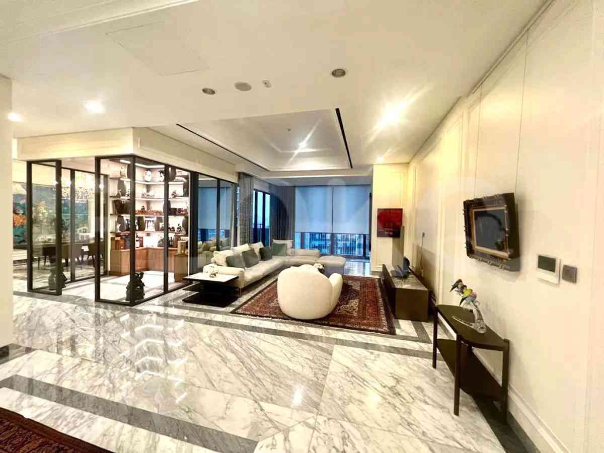 523 sqm, 31st floor, 5 BR apartment for sale in Kebayoran Baru 5