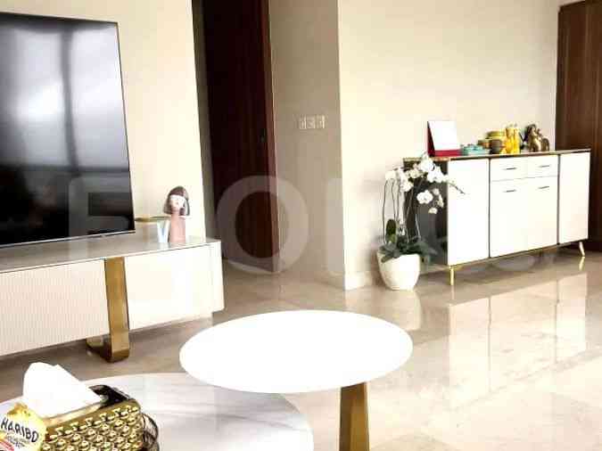 169 sqm, 10th floor, 3 BR apartment for sale in TB Simatupang 4