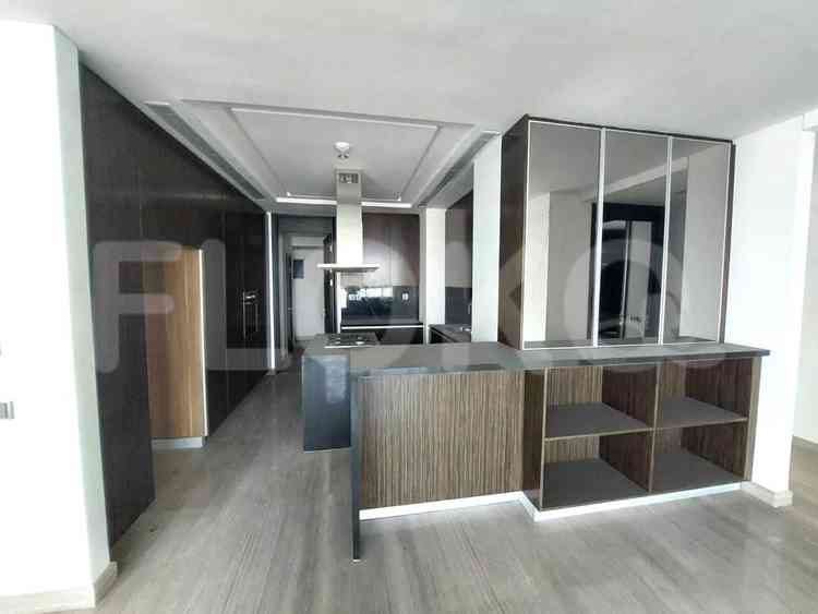 210 sqm, 35th floor, 4 BR apartment for sale in Mampang Prapatan 3