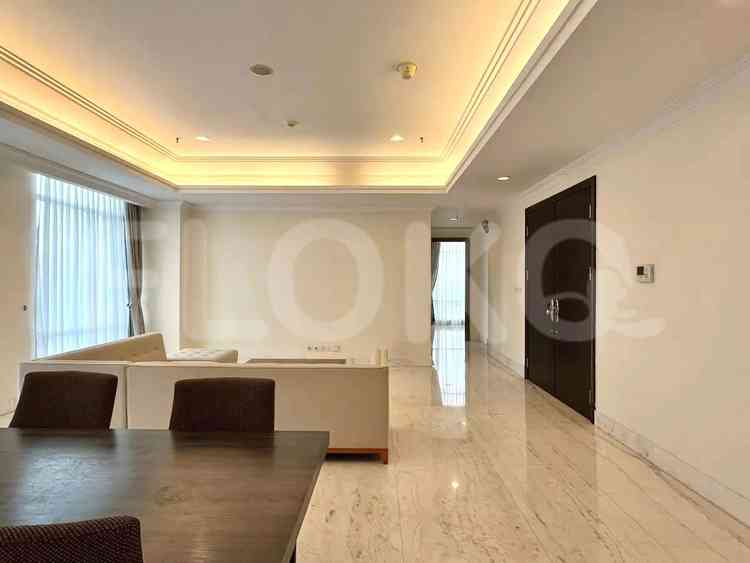 195 sqm, 19th floor, 2 BR apartment for sale in Simprug 6