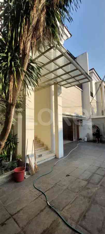 650 sqm, 5 BR house for rent in Jl. Gaharu V, Cilandak 3