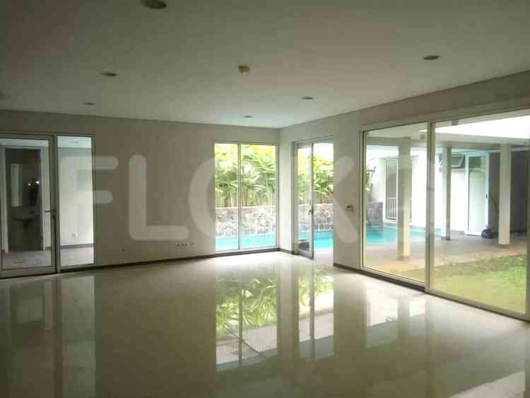 Disewakan Rumah 4 BR, Luas 400 m2 di jl. Jaya Mandala, Mega Kuningan 5