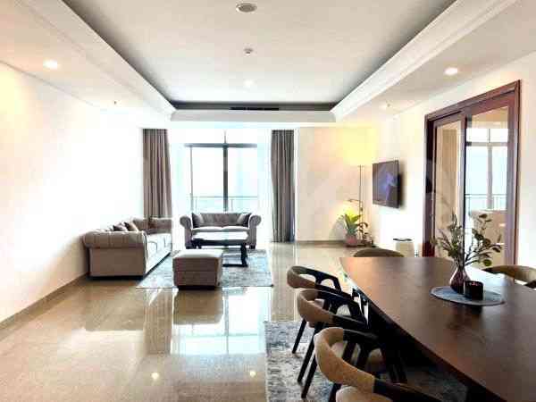 Dijual Apartemen 4 BR, Lantai 17, Luas 269 m2 di Cipete 4