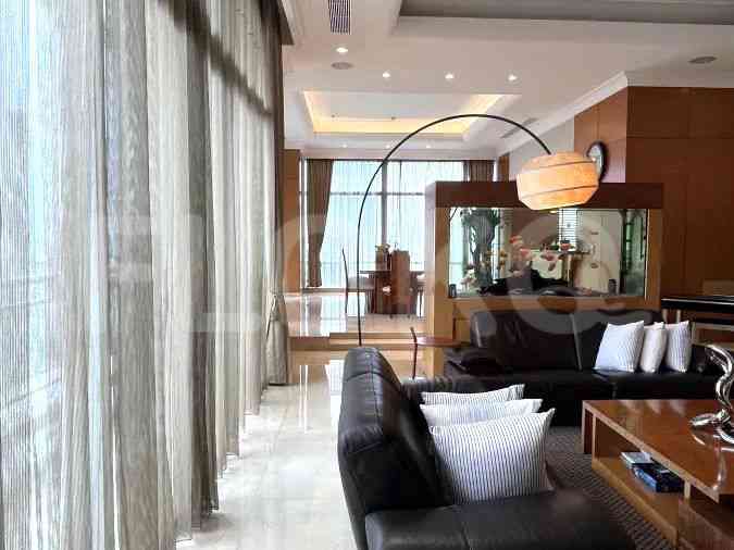 500 sqm, 15th floor, 4 BR apartment for sale in Kebayoran Baru 11