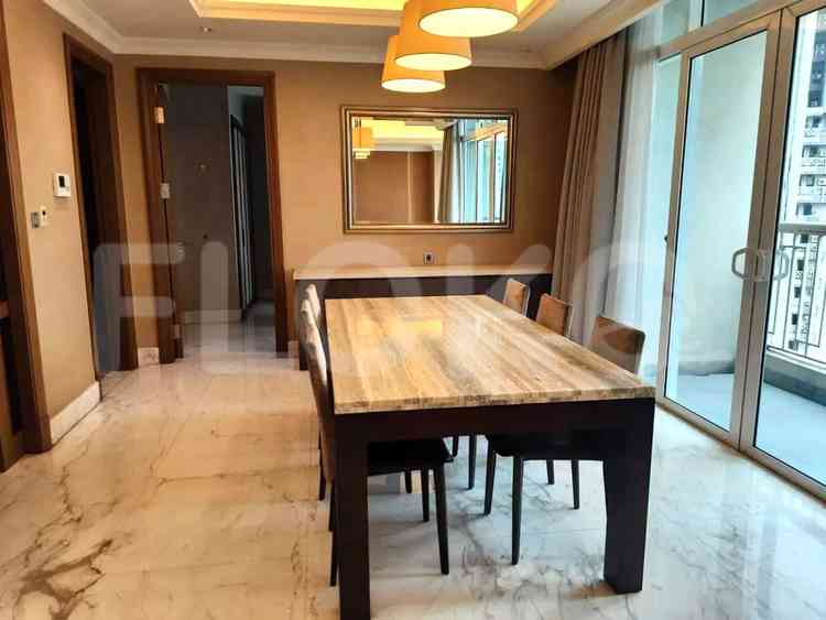 153 sqm, 12th floor, 2 BR apartment for sale in Simprug 2