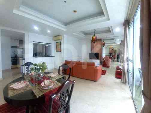 Dijual Apartemen 3 BR, Lantai 18, Luas 139 m2 di Cipete 3