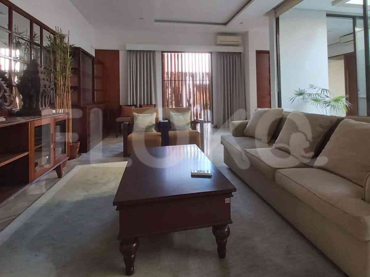 203 sqm, 3 BR house for rent in Pasar Minggu 2