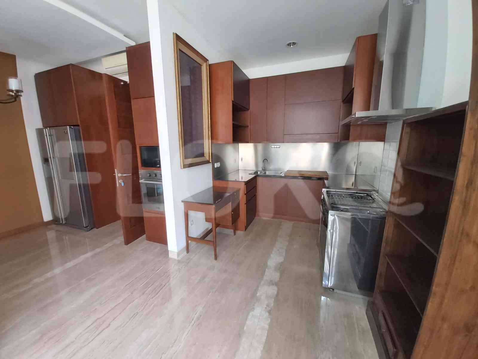 Disewakan Rumah 3 BR, Luas 203 m2 di Pasar Minggu 4