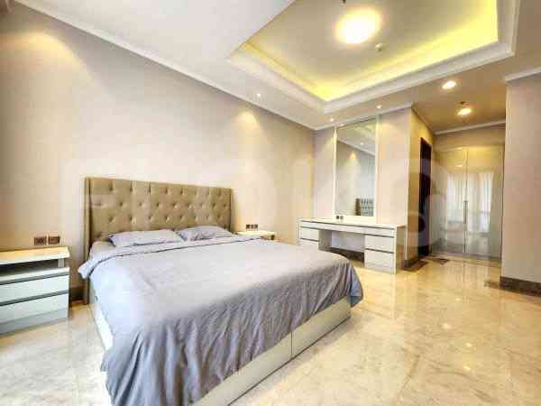 Dijual Apartemen 1 BR, Lantai 19, Luas 70 m2 di Senopati 1