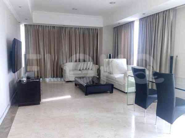 147 sqm, 19th floor, 3 BR apartment for sale in Tebet 2