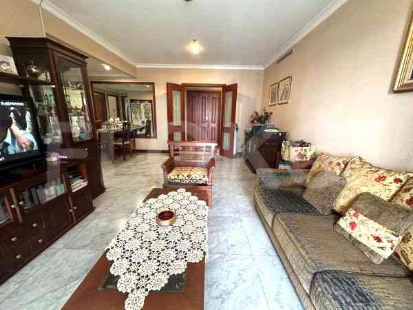 Dijual Apartemen 3 BR, Lantai 10, Luas 134 m2 di Karet Tengsin 3