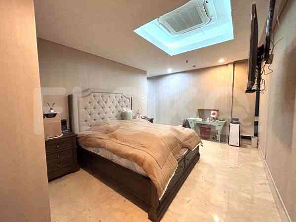 Dijual Apartemen 3 BR, Lantai 18, Luas 176 m2 di Setiabudi 1