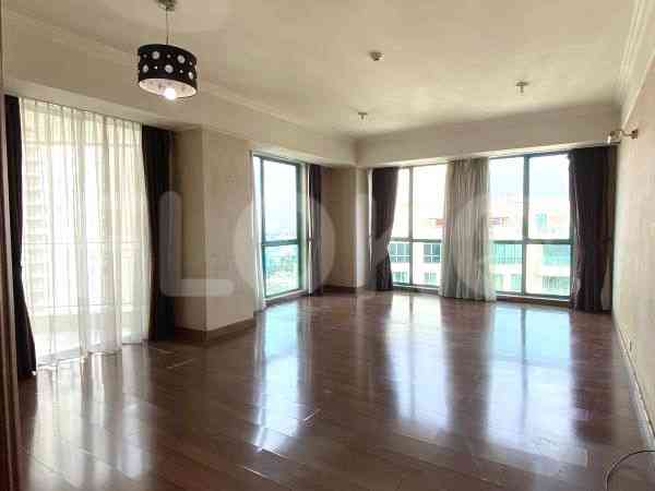 127 sqm, 9th floor, 2 BR apartment for sale in Tebet 1