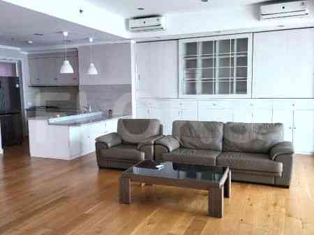 Dijual Apartemen 2 BR, Lantai 12, Luas 95 m2 di Mampang Prapatan 2