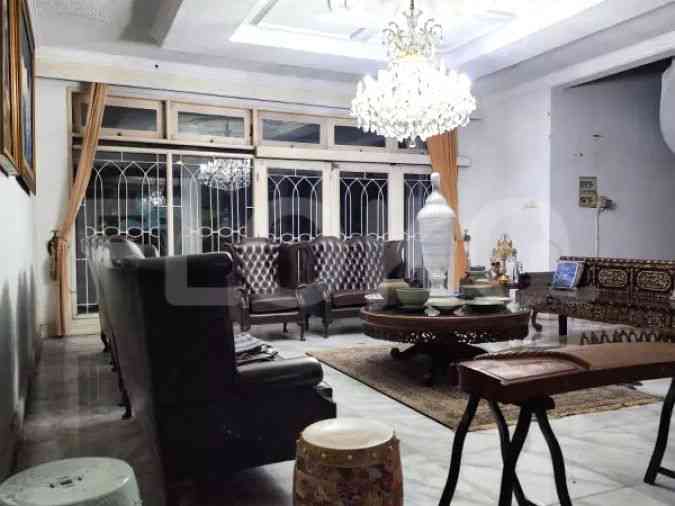 1000 sqm, 5 BR house for sale in Jl. Margasatwa, Cilandak 6