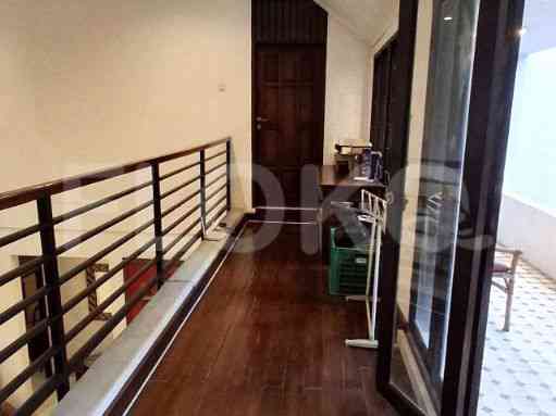 Dijual Rumah 3 BR, Luas 375 m2 di Bintaro Sektor 3A, Bintaro 6
